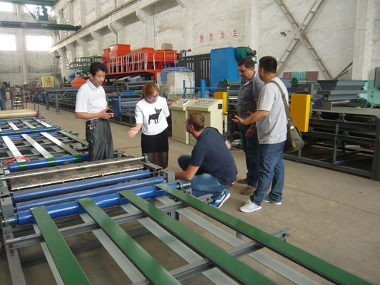 Tekstura stalowa Przedział wewnętrzny Materiał budowlany Maszyny do produkcji 1cm - 15cm Grubość