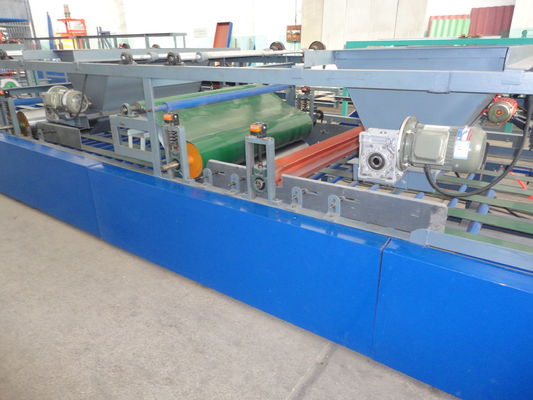 Całkowicie automatyczny system mieszania maszyna do formowania paneli ściennych do budynków