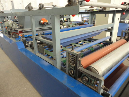 Całkowicie automatyczny system mieszania maszyna do formowania paneli ściennych do budynków