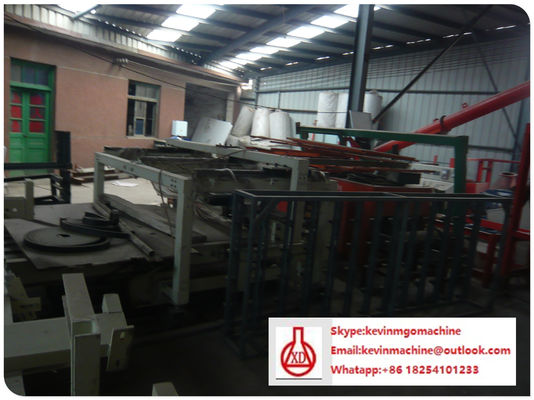 Maszyna do formowania próżniowego materiałów budowlanych, Automatyczna maszyna do formowania próżniowego