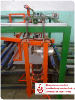 Linia produkcyjna paneli ściennych z płyty MgO z procesem nakładania kleju, fornirowania i suszenia