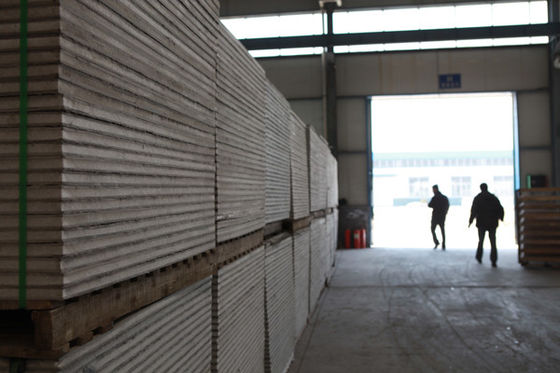 Pół-automatyczna maszyna MGO BOARD do izolacji pożarowej materiałów budowlanych