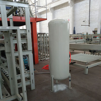 Łatwy, łatwy do zainstalowania EPS Sandwich Wyposażenie z izolowanymi panelami ściennymi 1 rok gwarancji