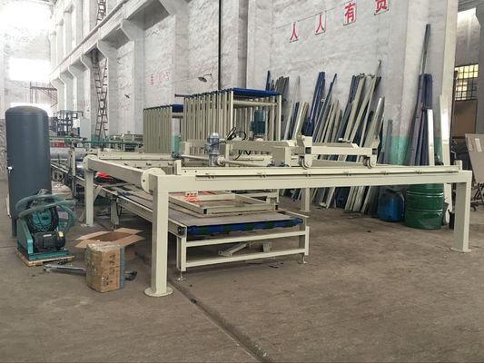 Maszyna do tworzenia płyt sufitowych z włókien mineralnych cementu, linia produkcyjna paneli kanapkowych